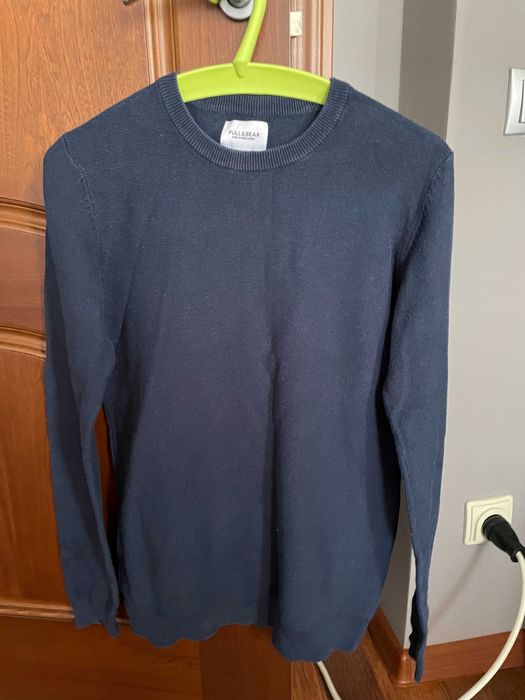 Продам темно-синюю мужскую кофту из Pull&Bear
