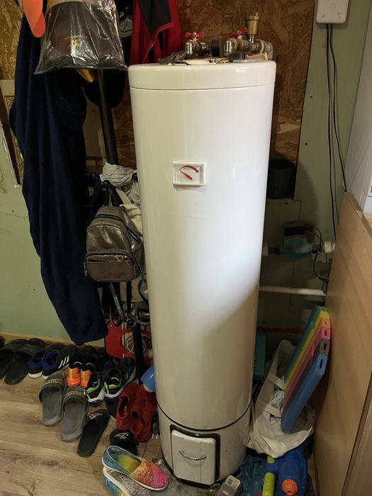 Boiler pe lemne ariston