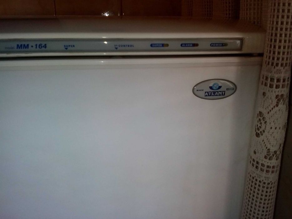 Фризер Атлант продава