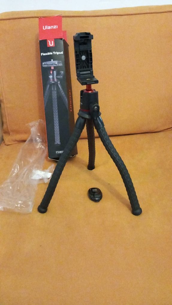 Tripod cu telecomanda ulanzi