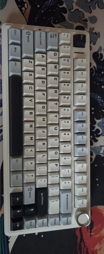 Игровая беспроводная клавиатура