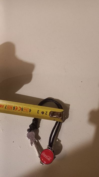 Гривни на кока кола