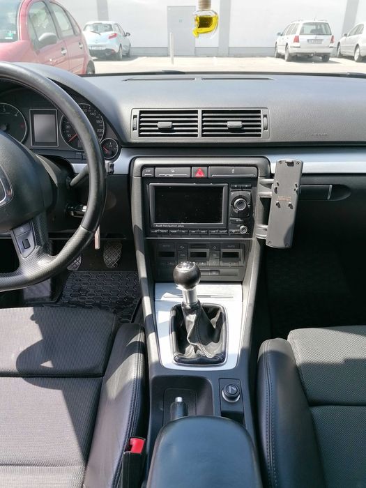 AUDI A4 2.0 TDI B7 2008г.