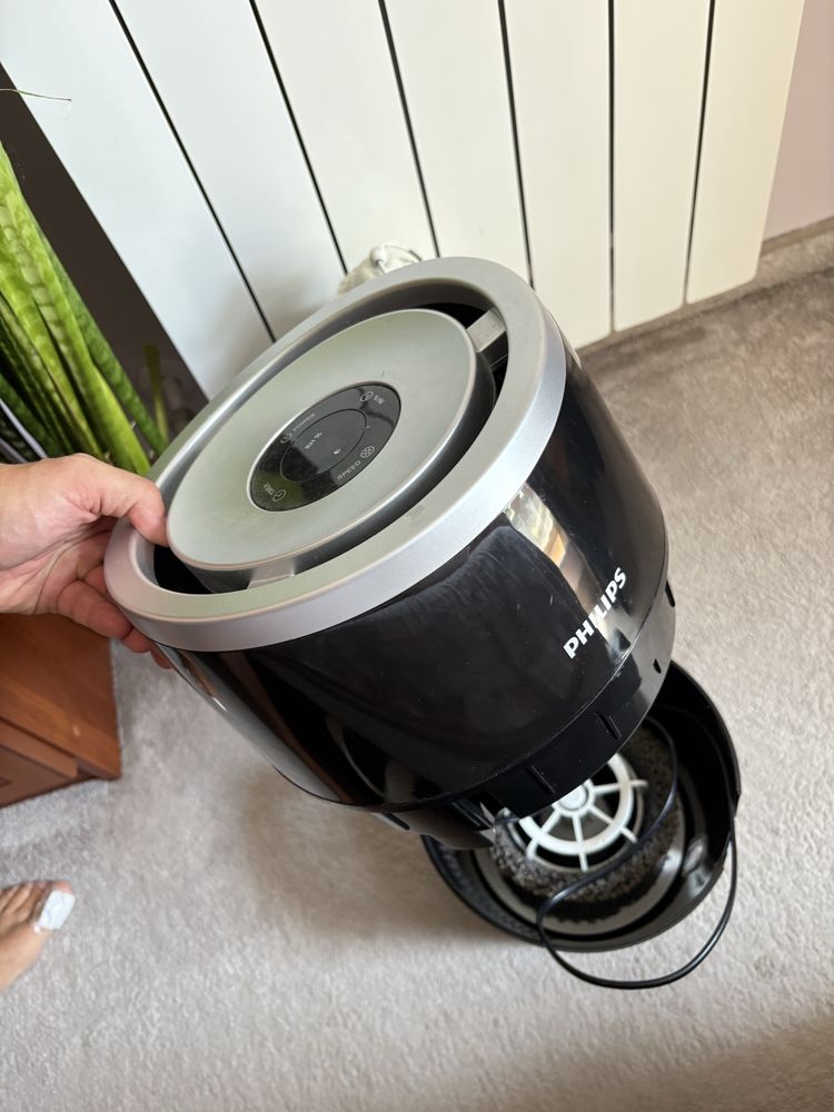 Продавам овлажнител за въздух Philips ser 2000