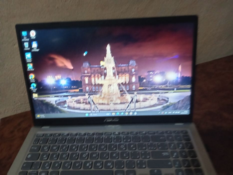 Noutbuk lptop yaxshi