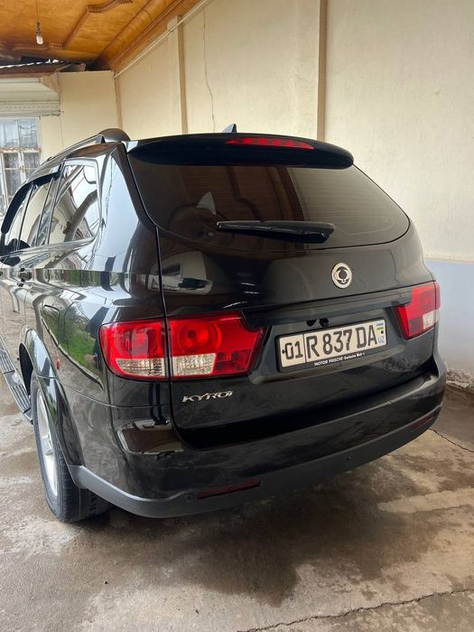 Санг йонг камерон.