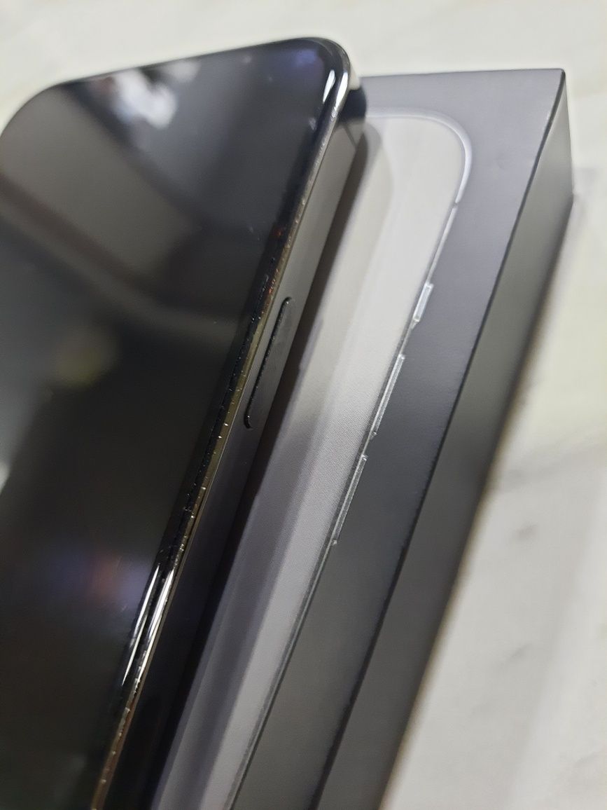 Продаю свой iPhone 13 pro max  256gb