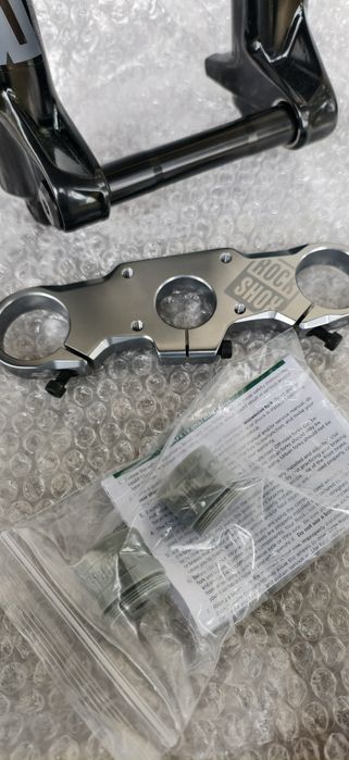 Вилка 29 Rock Shox Boxxer Select Charger RC 180mm 20x110 1-1/8"