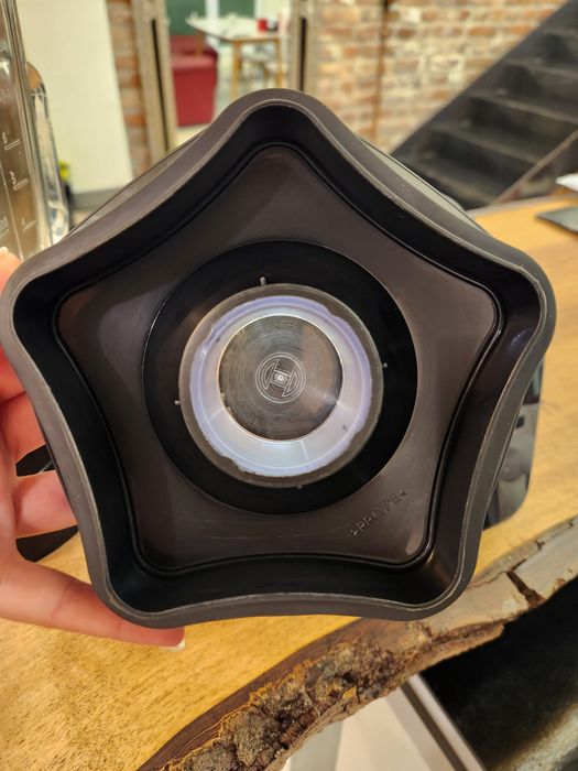 Блендер Bosch Silent Mixx + приставка за ядки и сосове