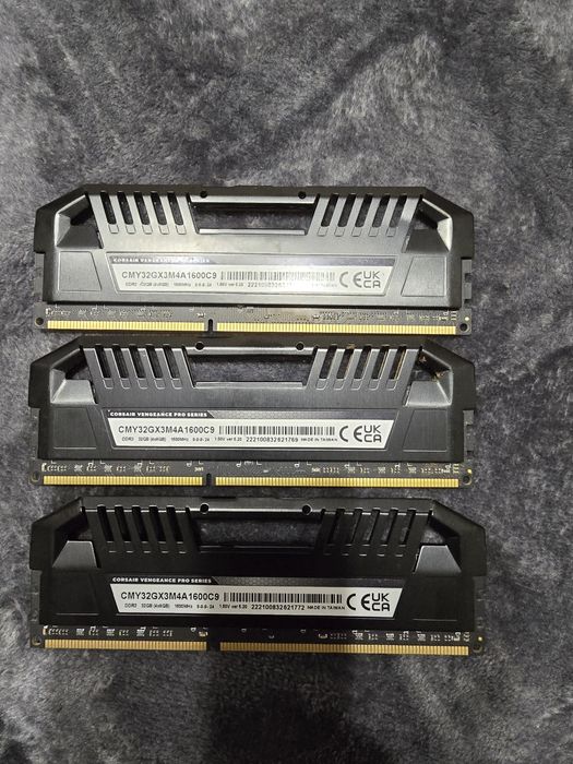Memorii Corsair Vengeance 8gb ddr3