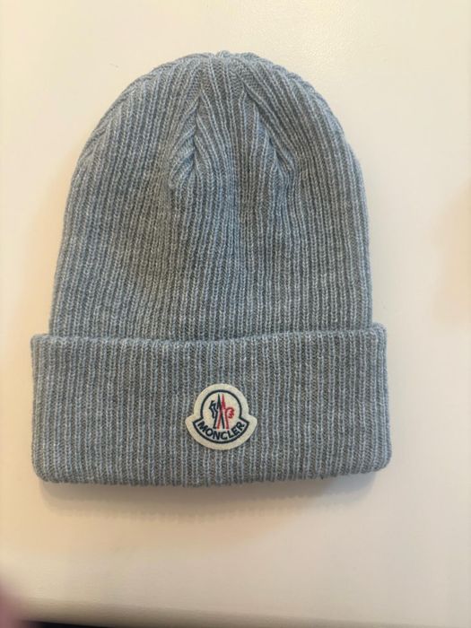 Fesuri Moncler per bucata