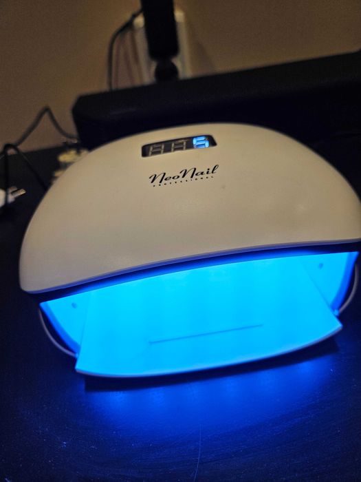 Професионална LED Лампа за маникюр NeoNails + ел. пила, лакове и пили