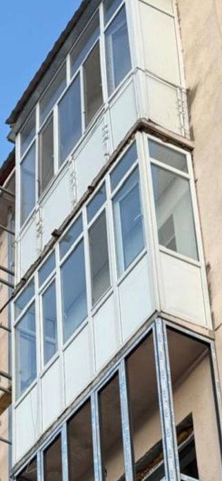 Продам готовый витраж на балкон