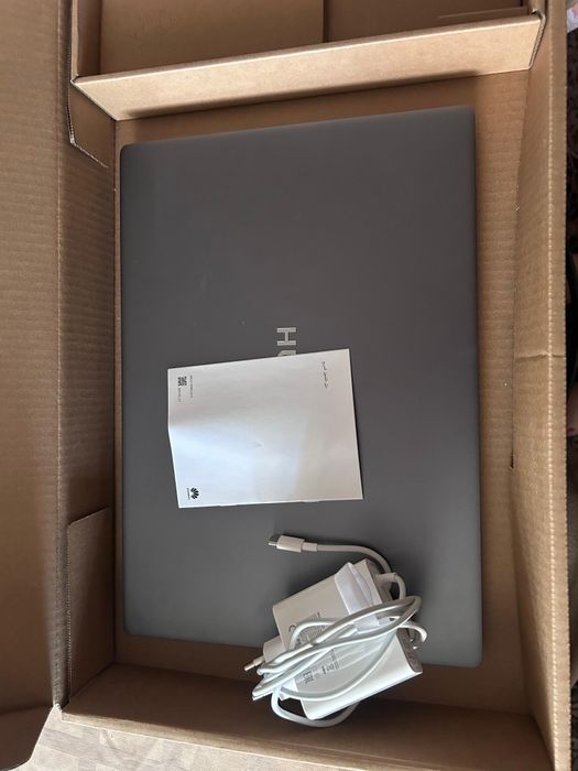Ноутбук Huawei MateBook D16 16" / 8 Гб / SSD 512 F6/ Win 11 Home / Mit