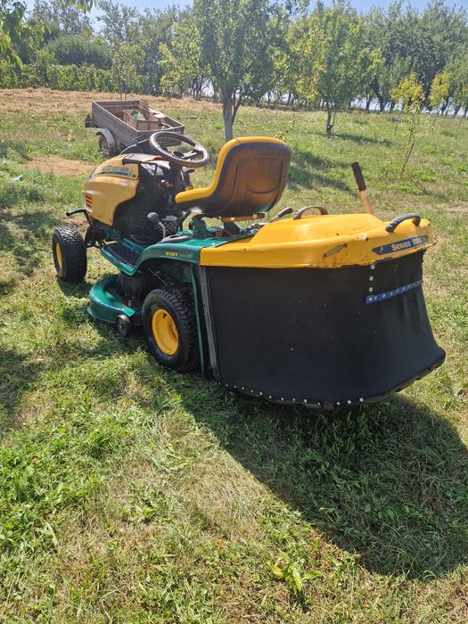 Tractoraș tuns iarbă gazon yardman 15 cp