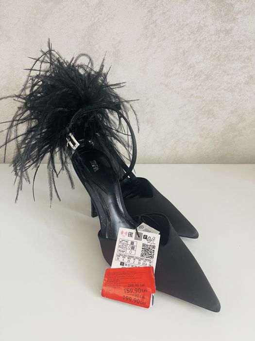 Pantofi stiletto cu penne