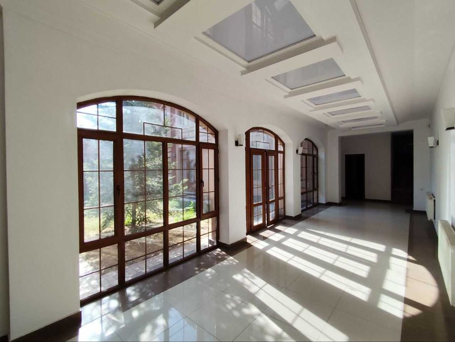 Дом под представительство Текстиль 13-ком 1000 м² 6-сот парковка