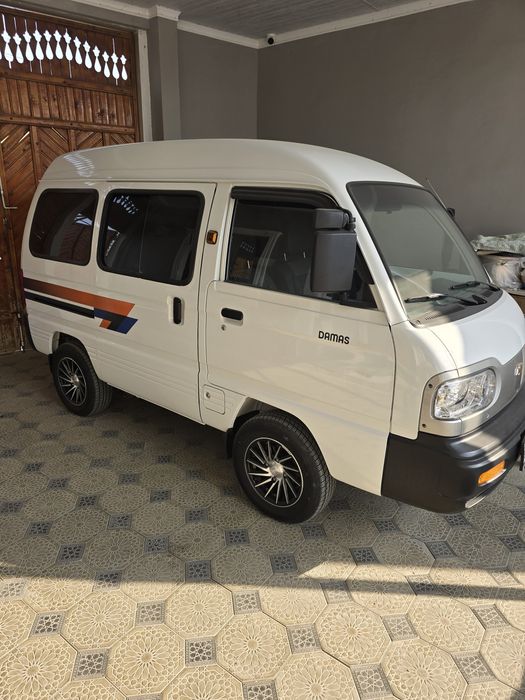 Damas sotiladi toza .