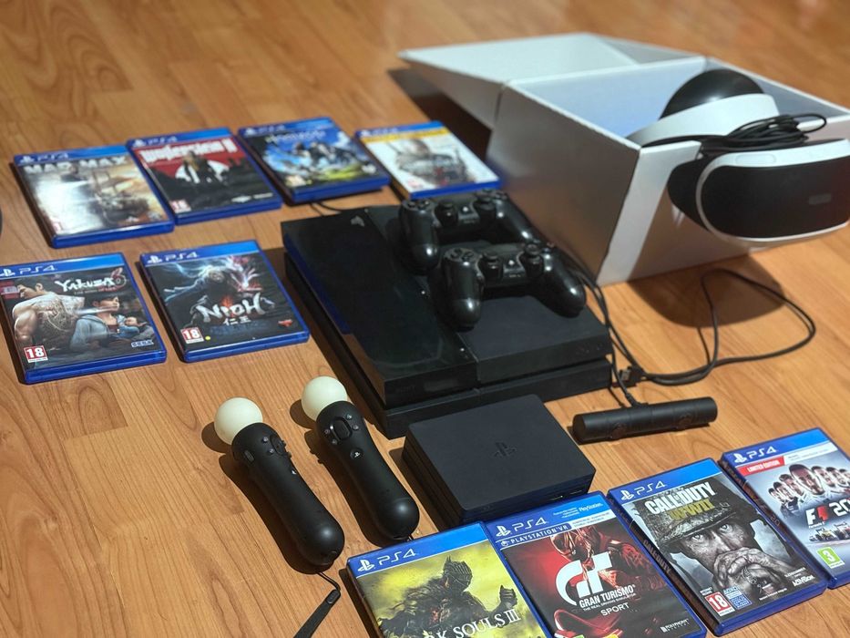 PS4 + PS VR комплект + 10 игри – 800 лв. (възможен коментар на цената)