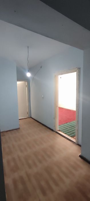 Карши 1 ни йули Горсетни Олди 2 хонали янги дом 70 кв катта балконли