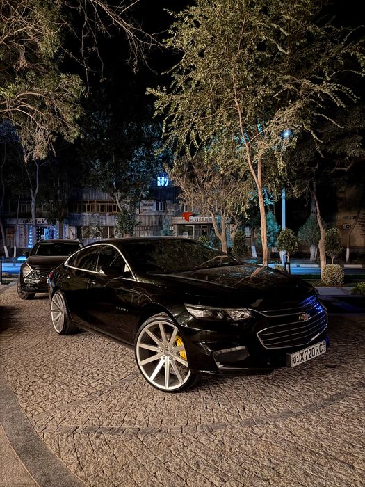 Malibu 2  2.0Turbo sotiladi