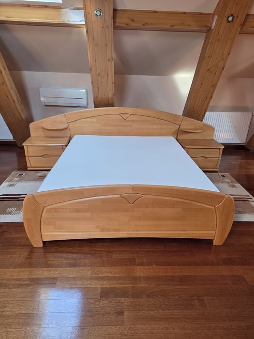 Pat + noptiere + comode + dulap lemn stratificat fag nou