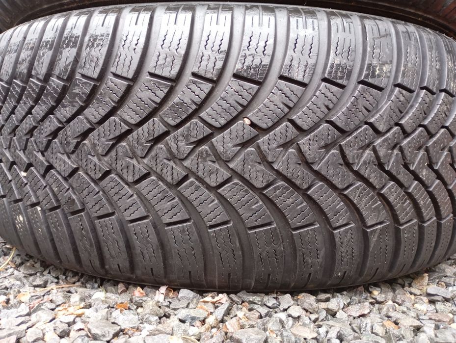 Anvelope 255/55/18 Falken