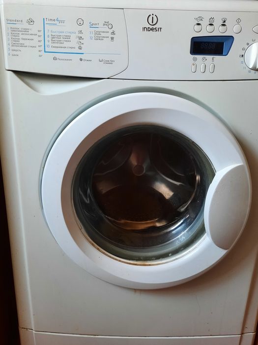 Продам стиральную машину на запчасти