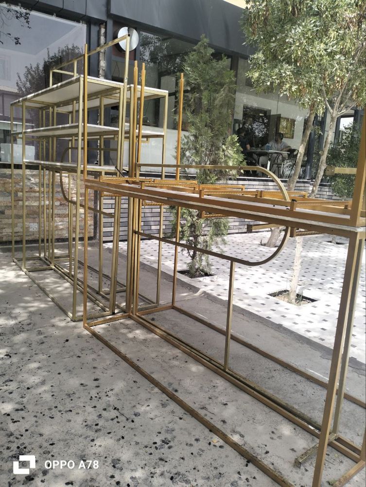 Kiyim do’konlar uchun temir gardirob