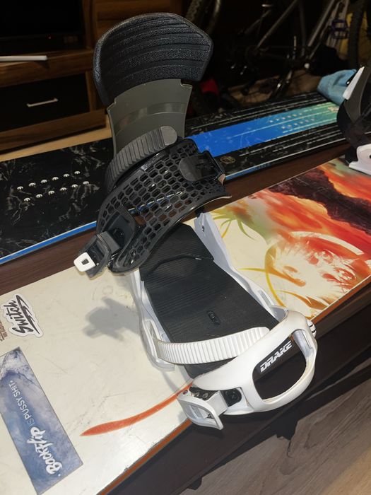 Drake Fifty snowboard автомати