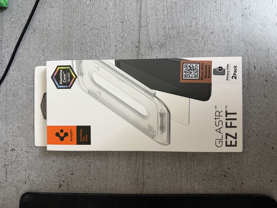 Протектор spigen за iphone 16/17 pro max