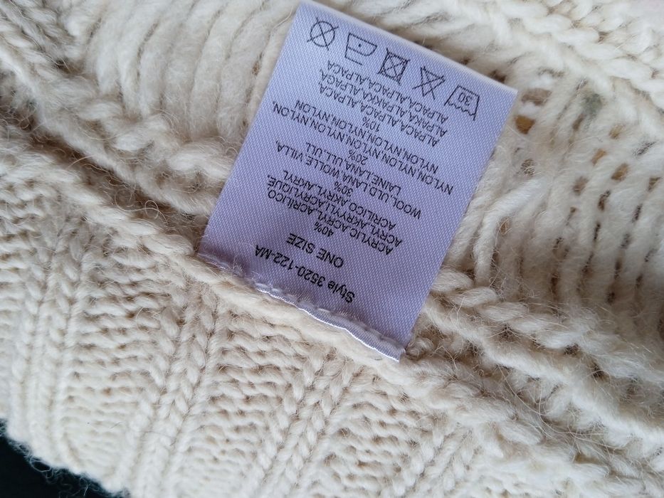 Нова дамска жилетка, тип Пончо