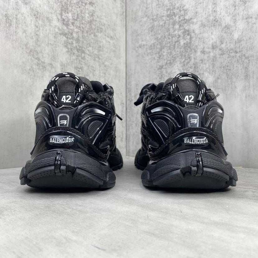 Balenciaga Runner