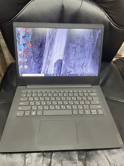 Ноутбук Lenovo Сумка мышка в комплекте