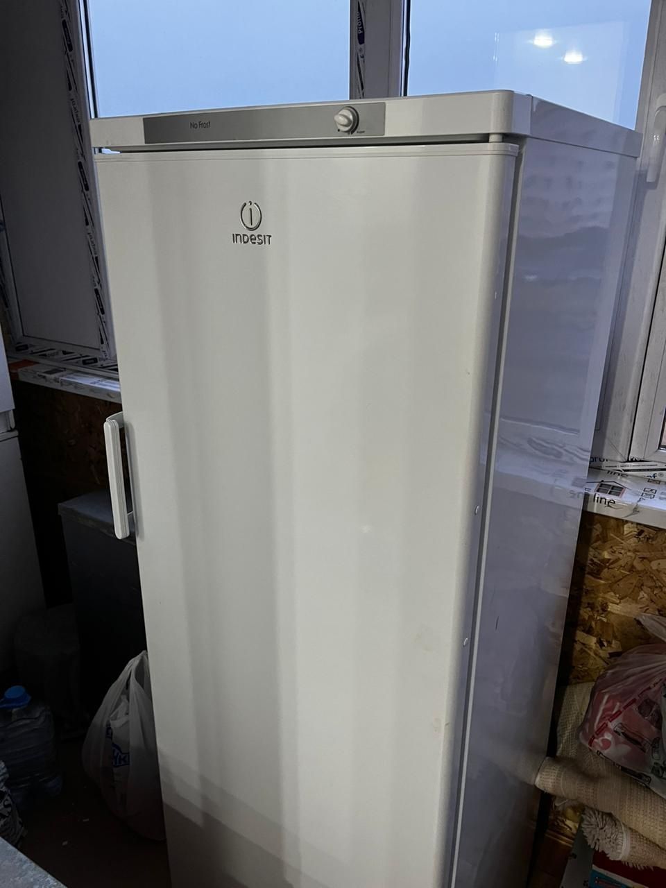 Продам морозильную камеру