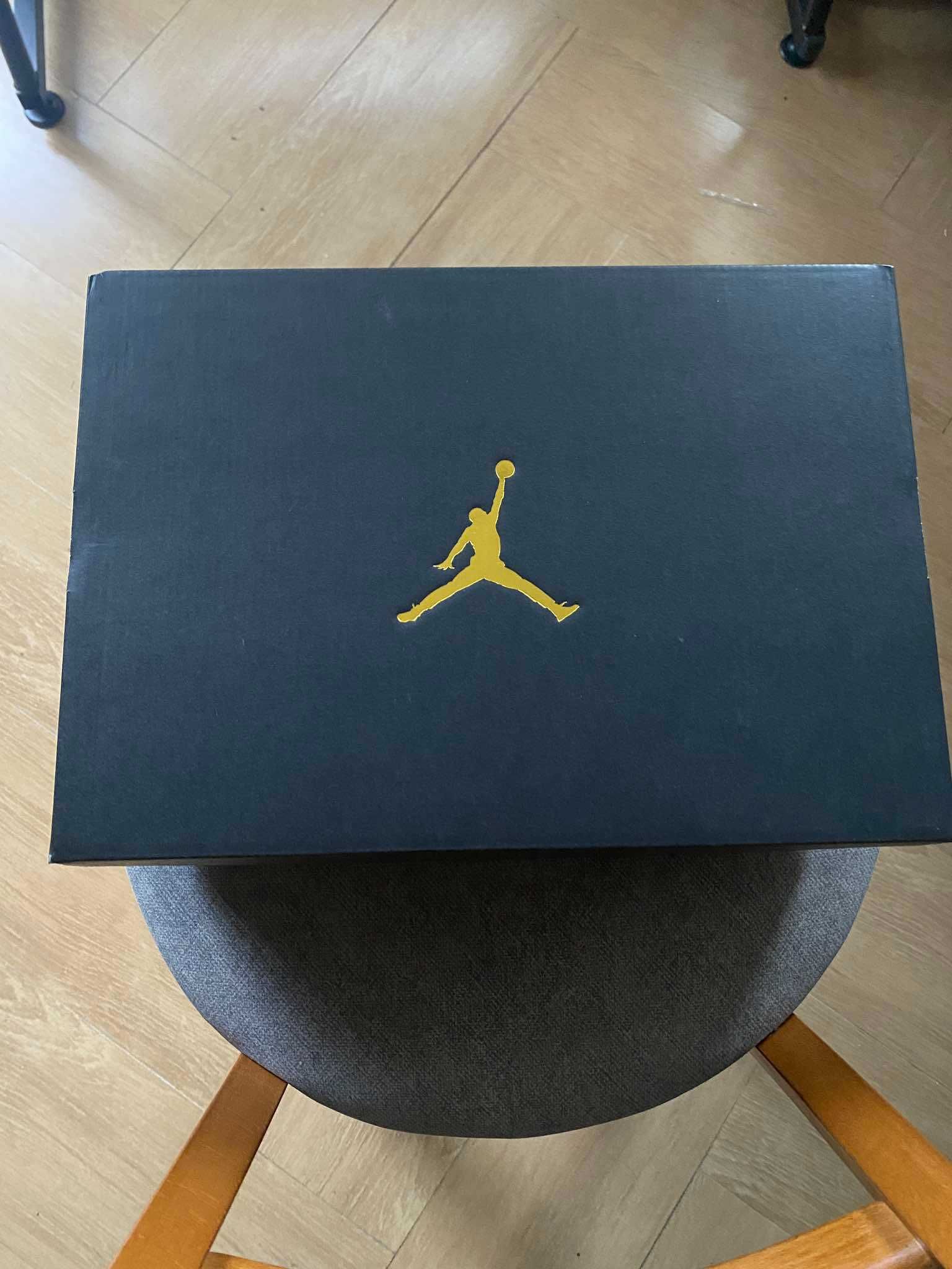Air Jordan 1 Mid - 44 размер
