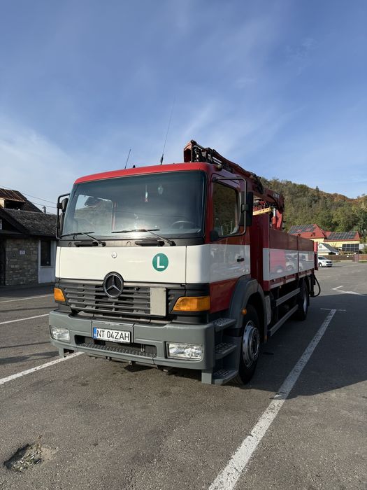 Mercedes Atego macara Hiab 102