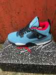 Jordan 4 retro travis Scott
