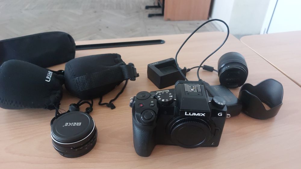 Panasonic Lumix G7 cu obiectiv kit + obiectiv manual + filtru cpl