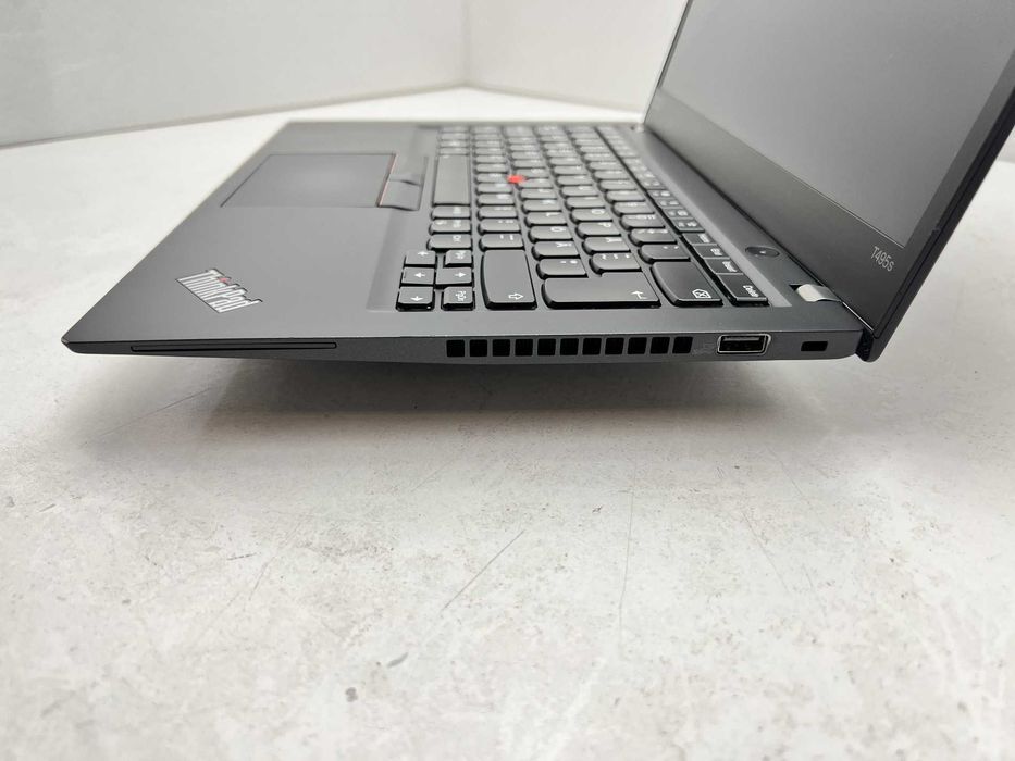 Реновиран лаптоп Lenovo ThinkPad T495s 14"Ryzen 5 PRO 3500U 16GB 510GB