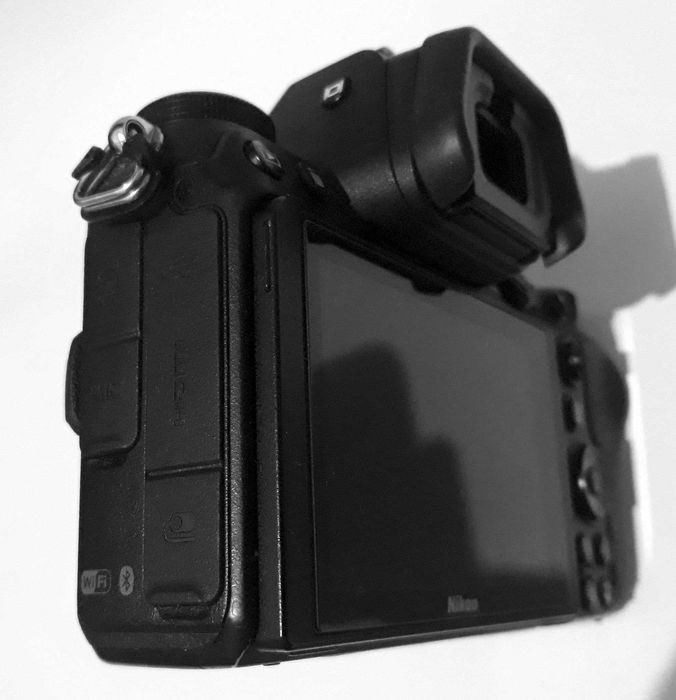 Nikon Z6 body, 14k cadre, ca nou, pachet pret avantajos