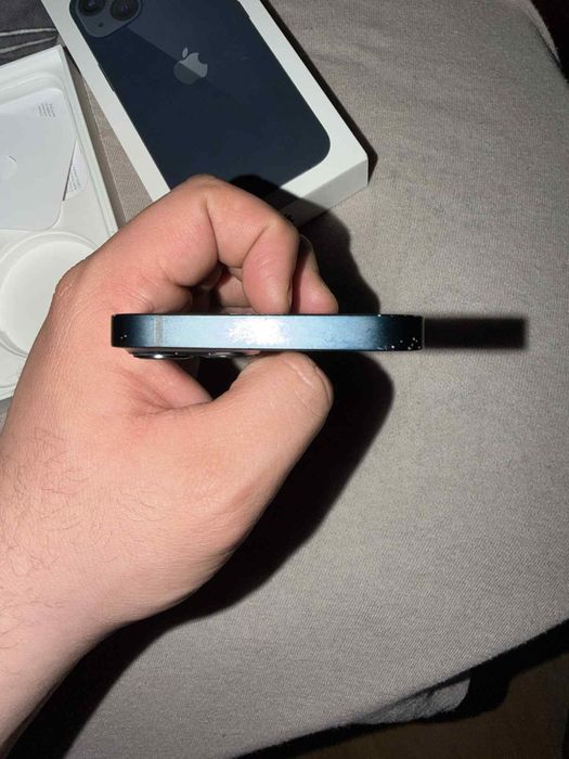 Iphone 13 128 GB Midnight blue