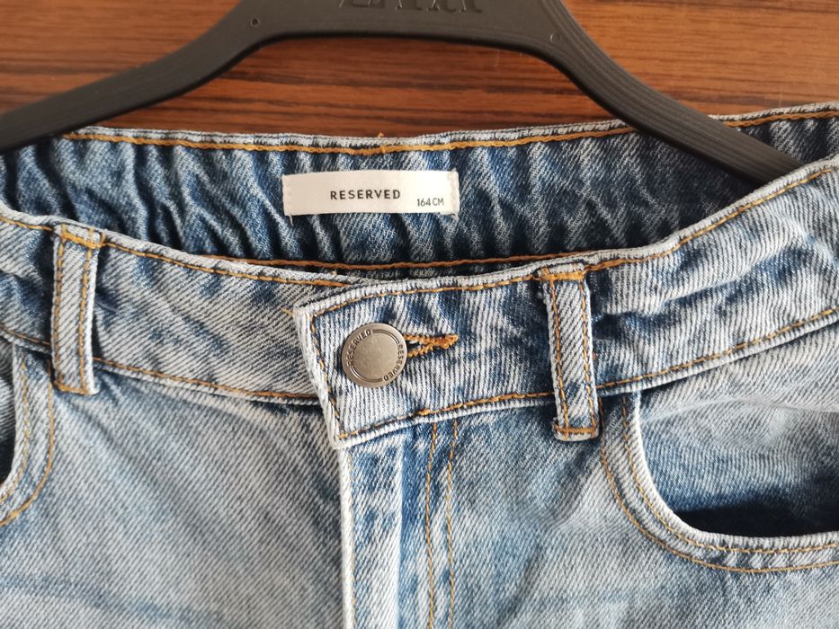 Дънки за момиче RESERVED