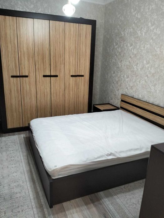 Продается спальный гарнитур