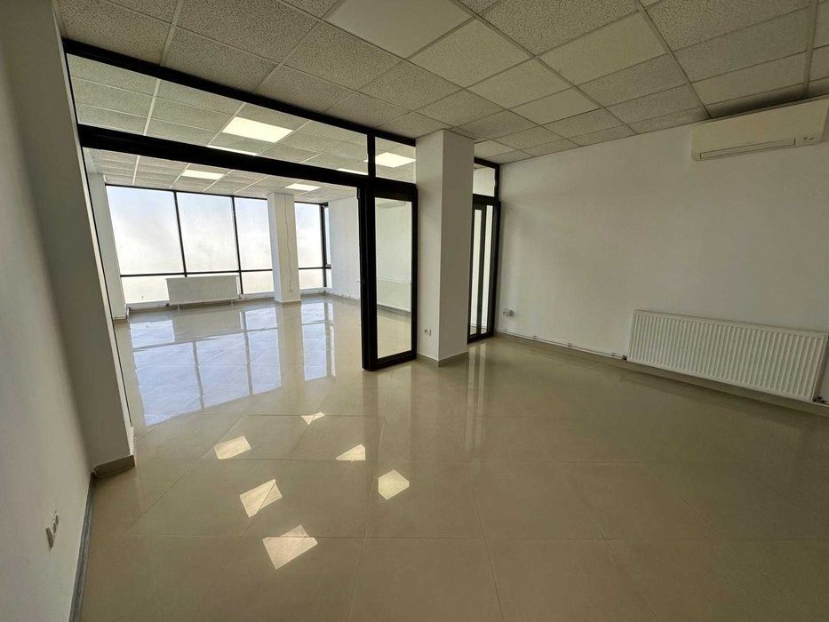 Închiriez spațiu de birouri/comercial