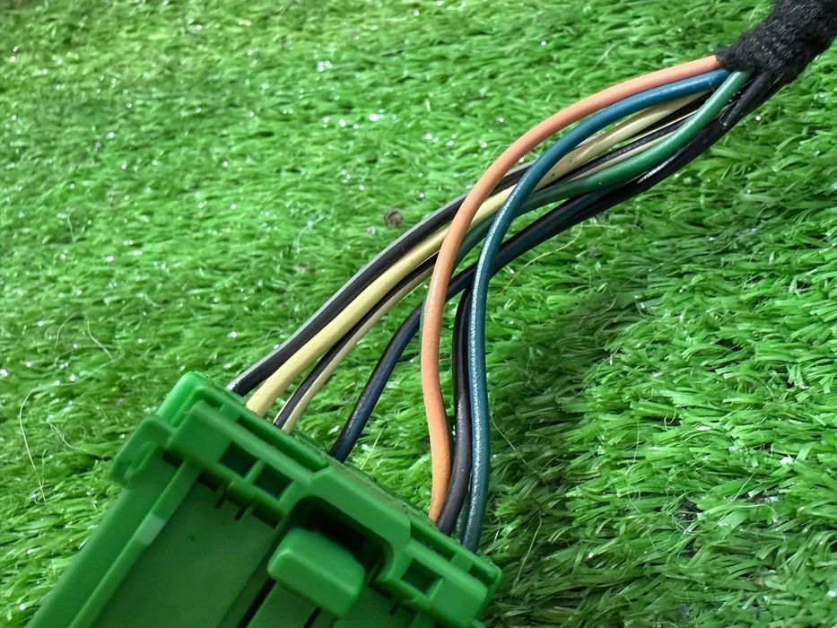 OGLINDA STANGA VOLVO XC90 SUV 2.4 DIESEL 2010 COD OEM 31297337 31386062 31386073 2006-2014