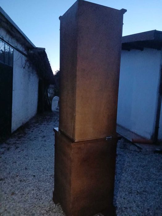 Vitrina Barocc pe Colt