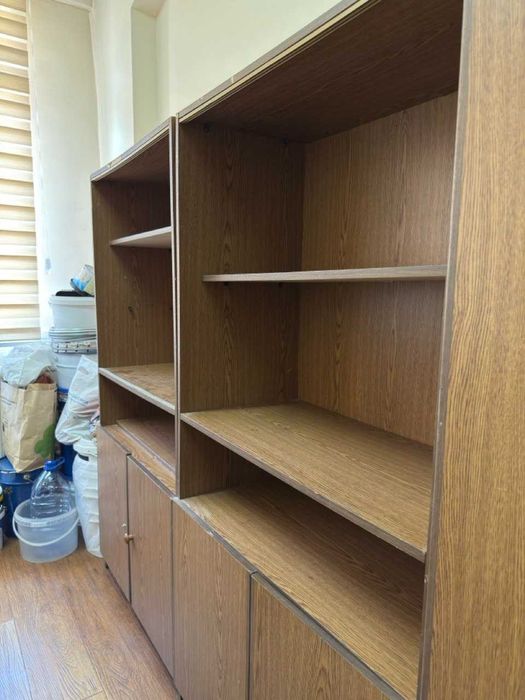 Yog‘och shkaf 4 ta