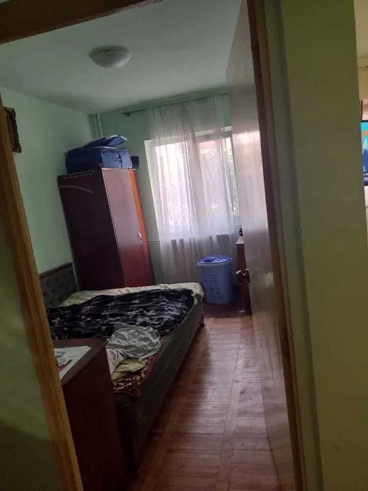 Apartament 4 camere - Decomandat - Mihai Bravu
