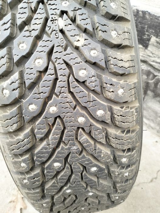 Шины 31 10.50 r15 на дисках УАЗ.